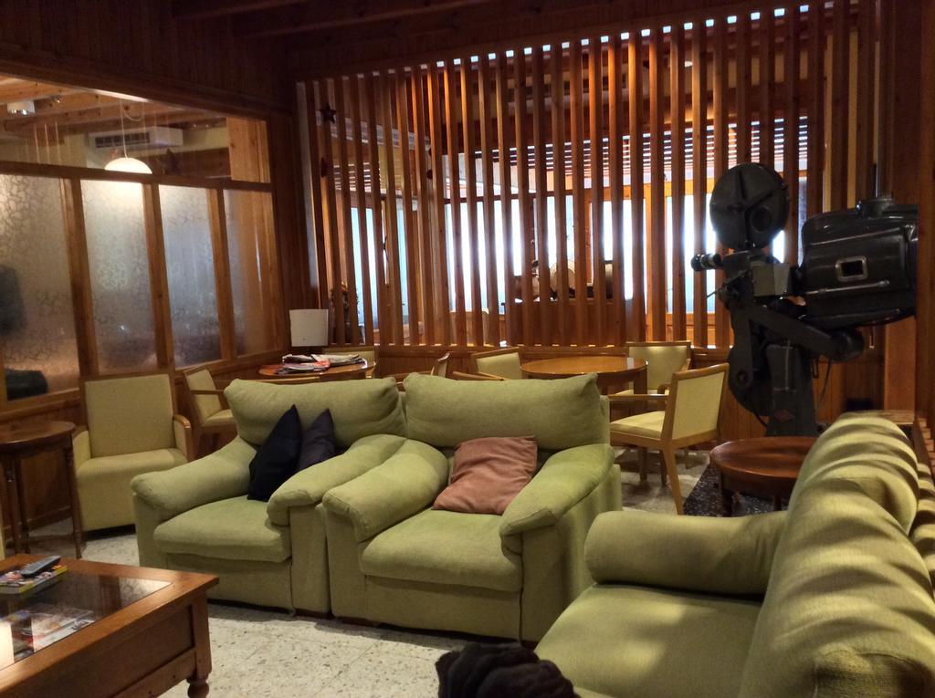 Hotel La Ribera Ribera de Cardos Ngoại thất bức ảnh